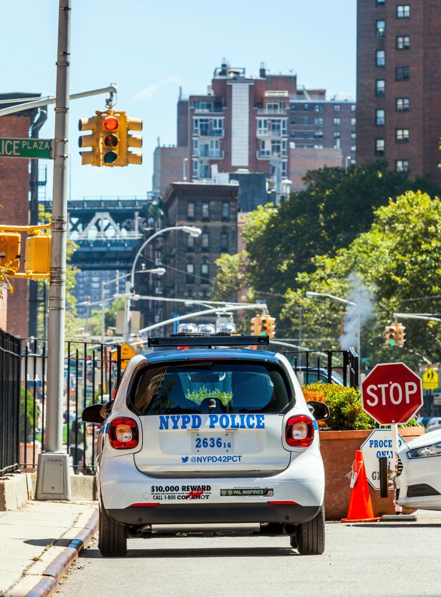  Smart ForTwo Coupe Police 2016 года  (фото 2 из 4)